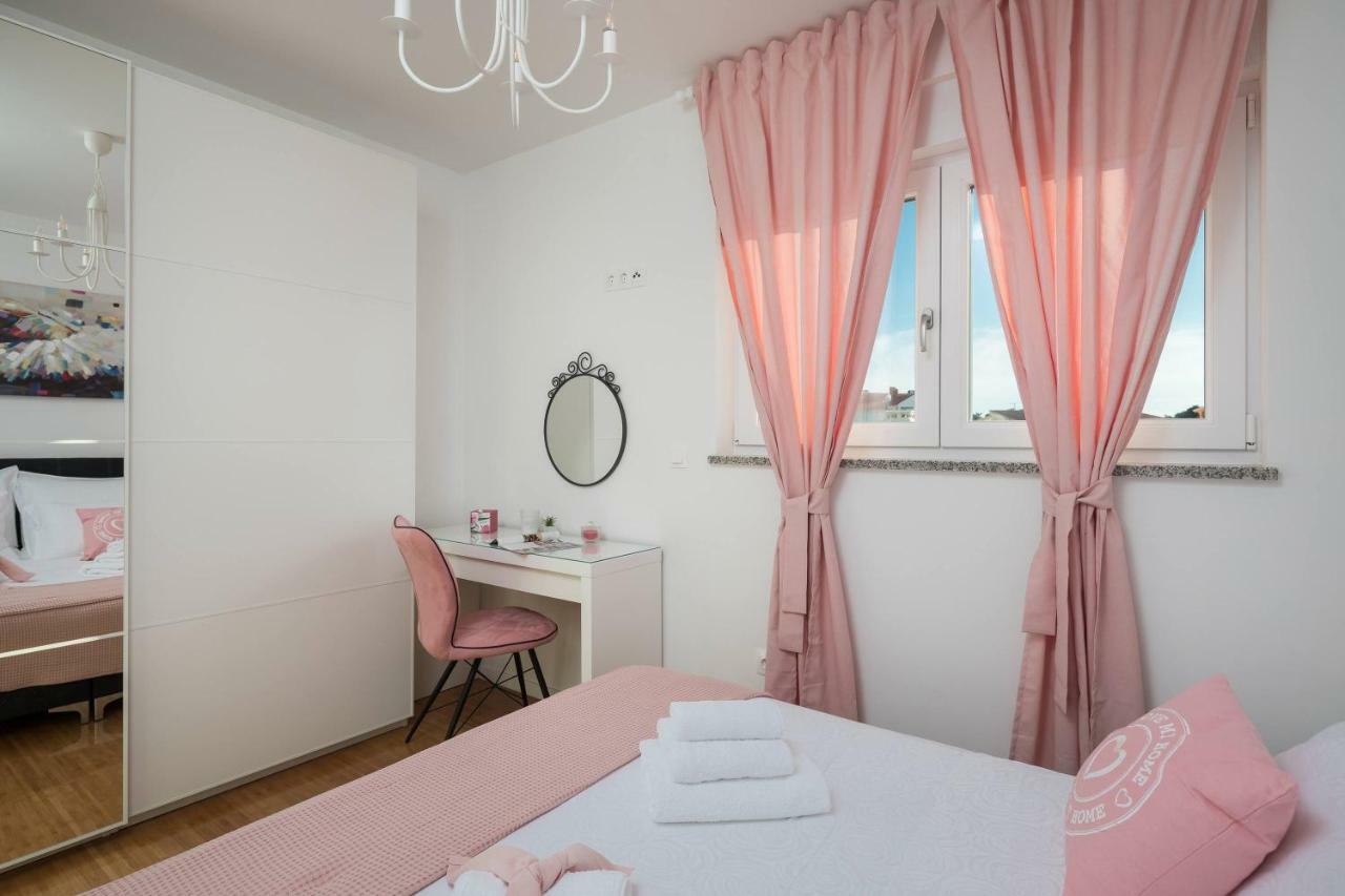 Holiday Home Ventum Šibenik Eksteriør bilde